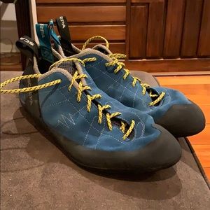 Scarpa Helix - men’s climbing shoes